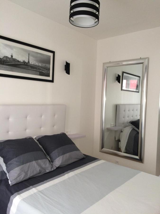 شقة Near Eiffel Tower - Beautiful Flat باريس المظهر الخارجي الصورة